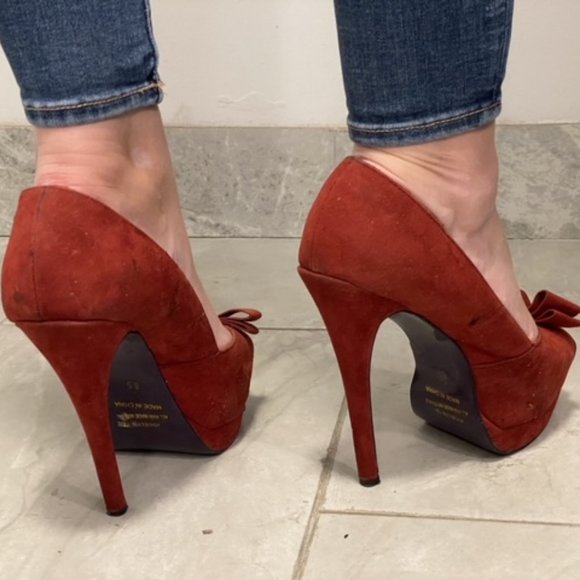 Miss Me Red Suede Peep Toe Platform Heel 8 1/2 - Picture 2 of 11